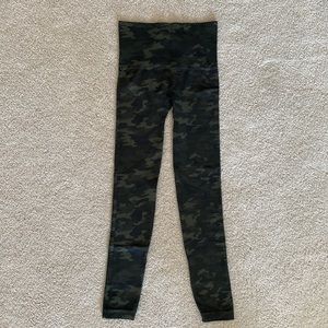 SPANX Look at Me Now Leggings